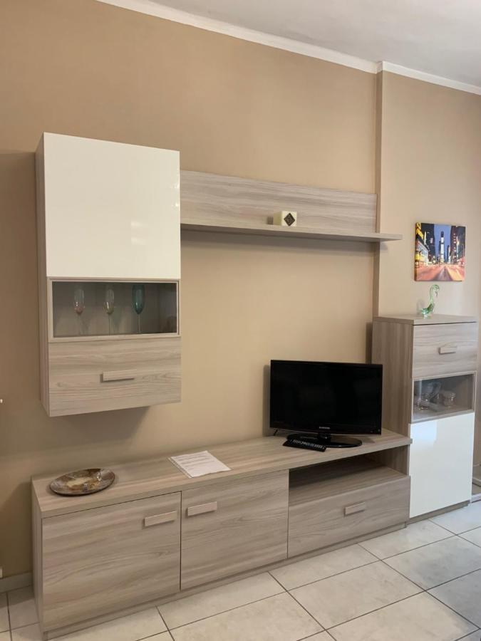Apartamento A 10 Minuti Di Metro Dal Centro Turín Exterior foto